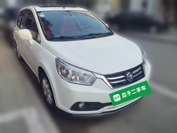 R50 2015 1.6L MT Luxury photo 3