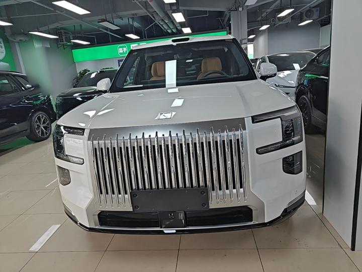 9X 2025 Ultra 70kWh 6-Seater