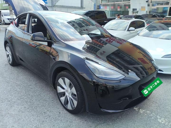 Model Y 2022 RWD photo 3