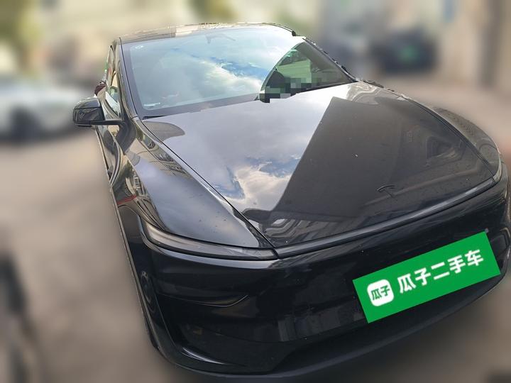 Model Y L 2025 Long Range AWD photo 3