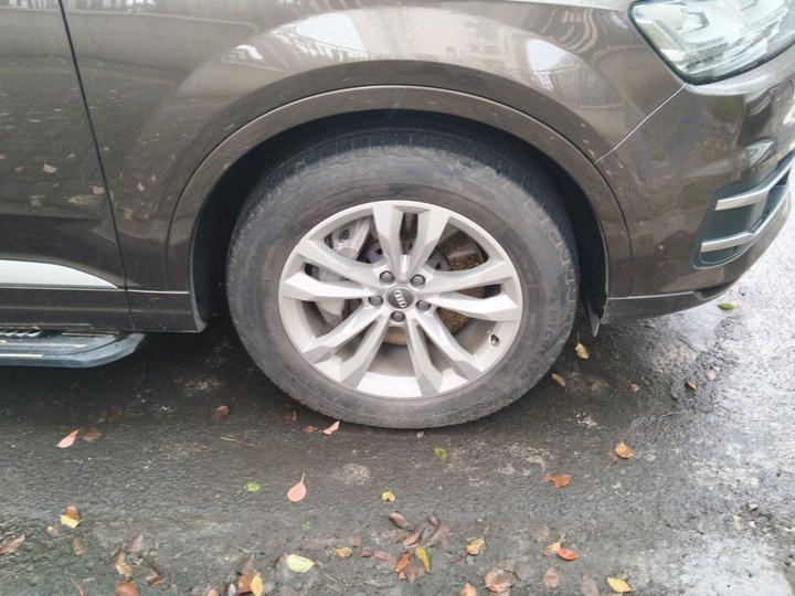 Q7 2018 45 TFSI Tech photo 8