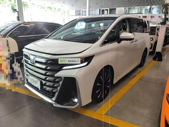 2024 Crown Hybrid 2.5L Supreme