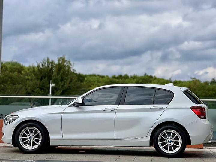 1 Series Imported 2013 Facelift 118i Leading photo 3
