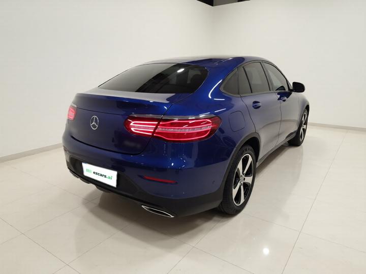 GLC Coupe 2017 GLC 200 4MATIC Coupe SUV photo 4