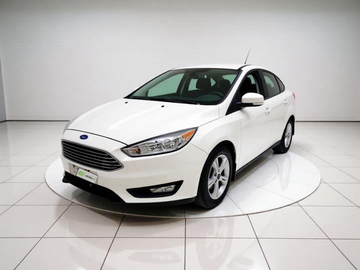 Focus 2015 Sedan 1.6L MT Comfort