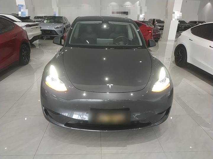Model Y 2022 Facelift RWD photo 2