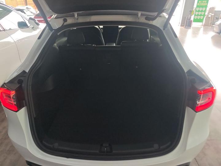 Model Y 2021 Long Range AWD 3D7 photo 8