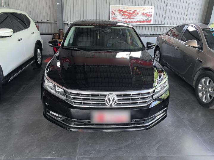 Passat 2016 330TSI DSG photo 2