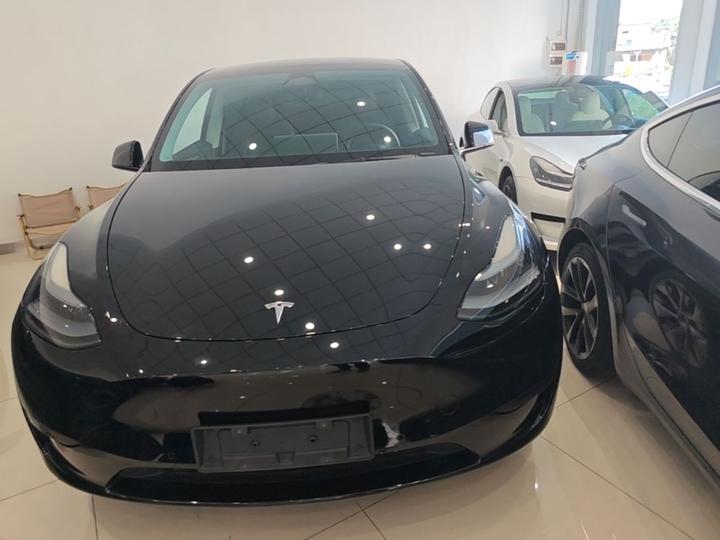 Model Y 2022 Facelift RWD photo 2
