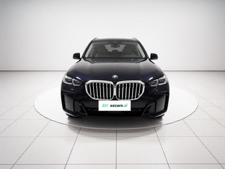 X5 2023 xDrive 30Li Exclusive M M Sport Night Package photo 2
