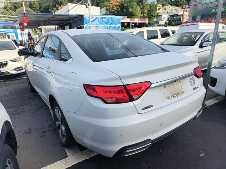 Emgrand GL 2018 1.8L DCT Elite Connected photo 4