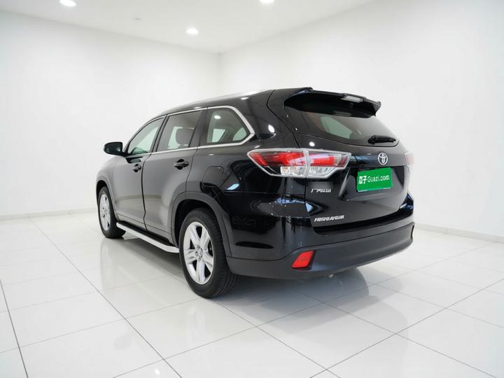 Highlander 2015 2.0T AWD Luxury 7-Seater photo 4