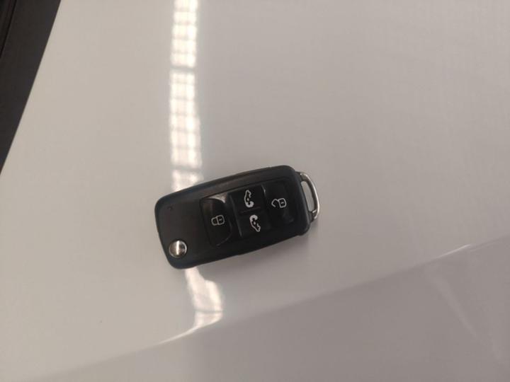 2018 380TSI 7-Seater photo 8