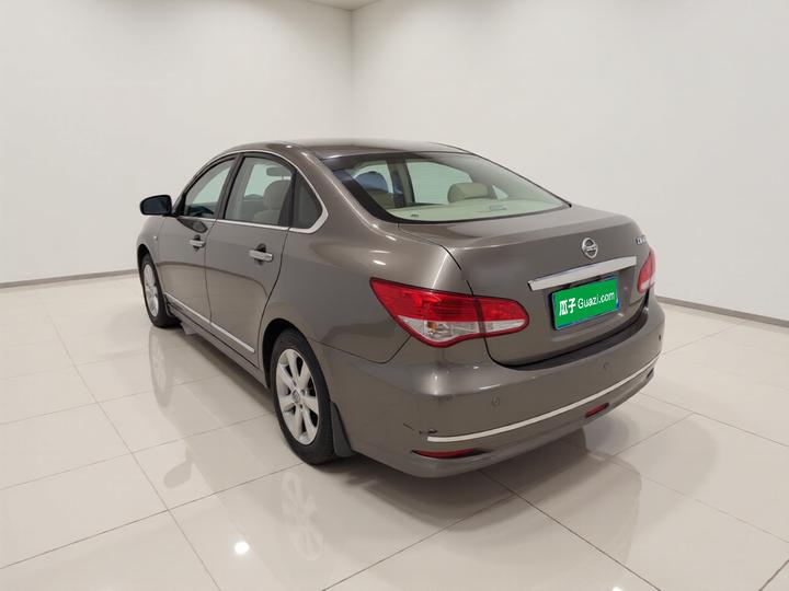 Sylphy 2009 2.0XL CVT Luxury photo 4