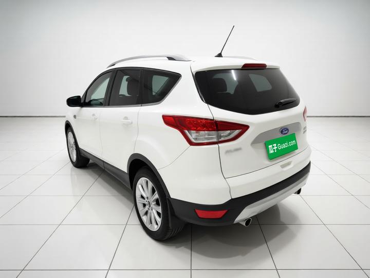 Kuga 2015 1.5L GTDi RWD photo 4