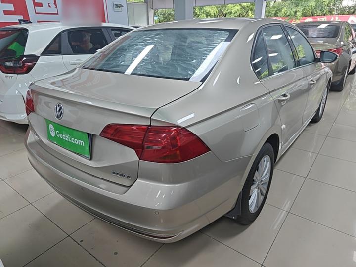 Bora 2018 1.5L AT Comfort photo 4