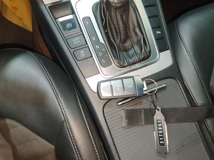 Magotan 2015 1.8TSI Luxury photo 8