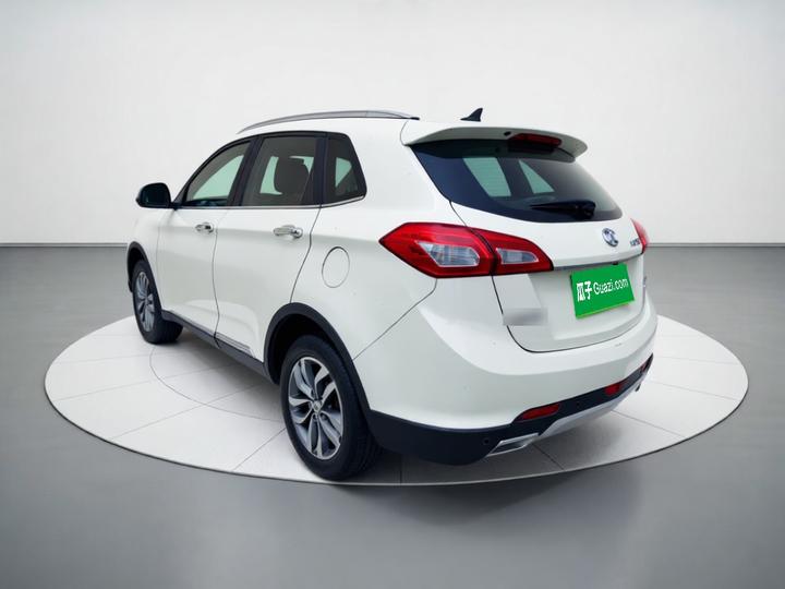BAIC X65 2015 2.0T AT Elite photo 4