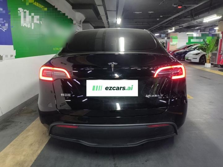 Model Y 2023 RWD photo 3
