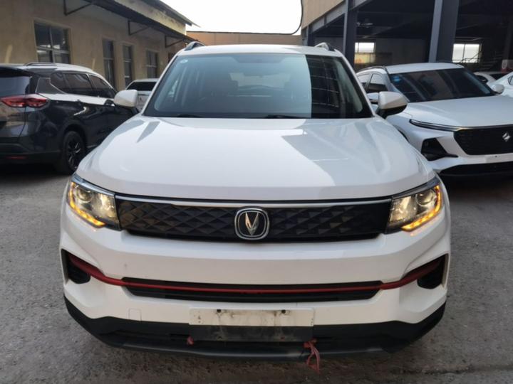 CS35PLUS 2022 1.6L CVT Elite photo 2