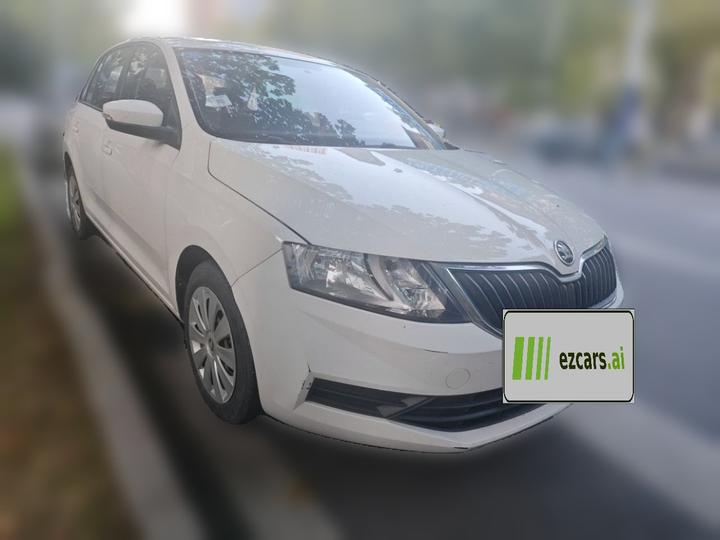 Rapid Spaceback 2019 Facelift 1.5L AT Standard China VI photo 3