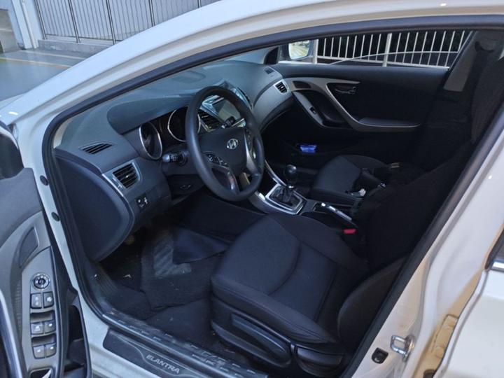 Elantra 2012 1.6L MT Leading photo 7