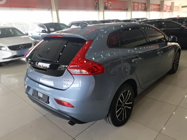 V40 2018 T3 photo 4
