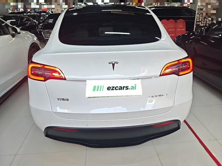 Model Y 2022 Facelift RWD photo 5