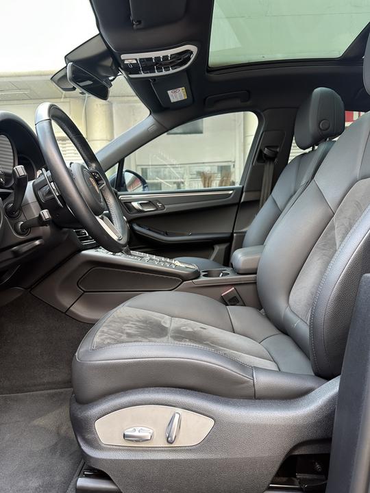 2021 Macan 2.0T photo 6