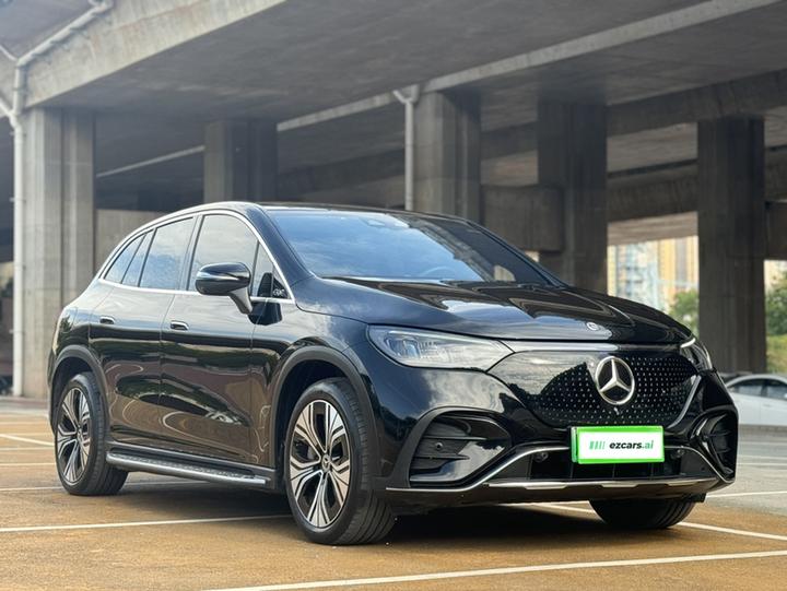 EQE SUV 2023 350 4MATIC Luxury photo 4