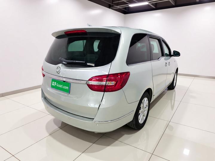 GL8 2014 2.4L LT Luxury Business Executive photo 4