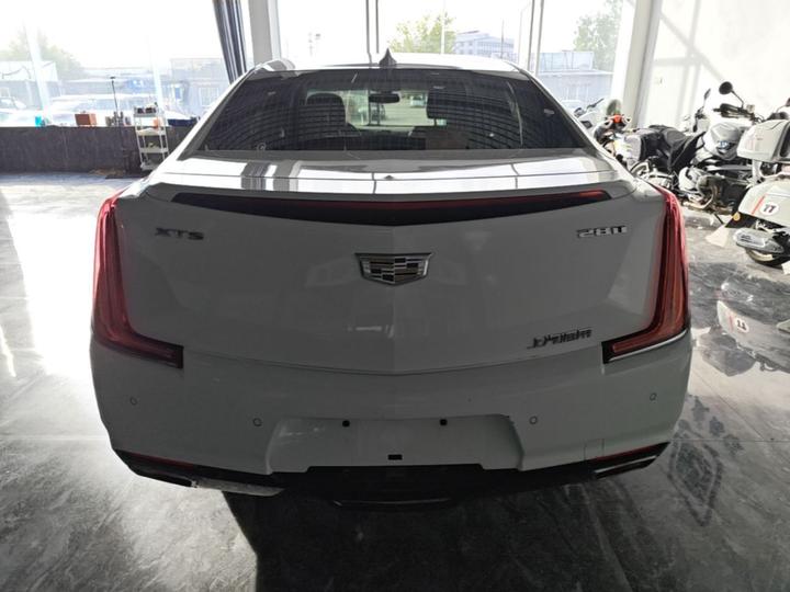 XTS 2018 28T Elite photo 5