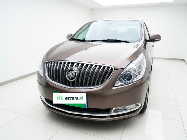 GL8 2015 2.4L Luxury Business Exclusive photo 2