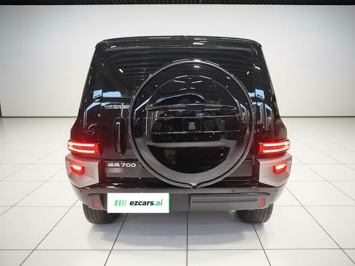 700 EV 2024 Hi4-T photo 3