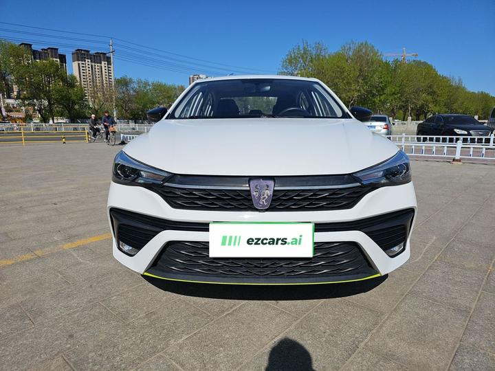 i5 2021 1.5L CVT Platinum photo 2