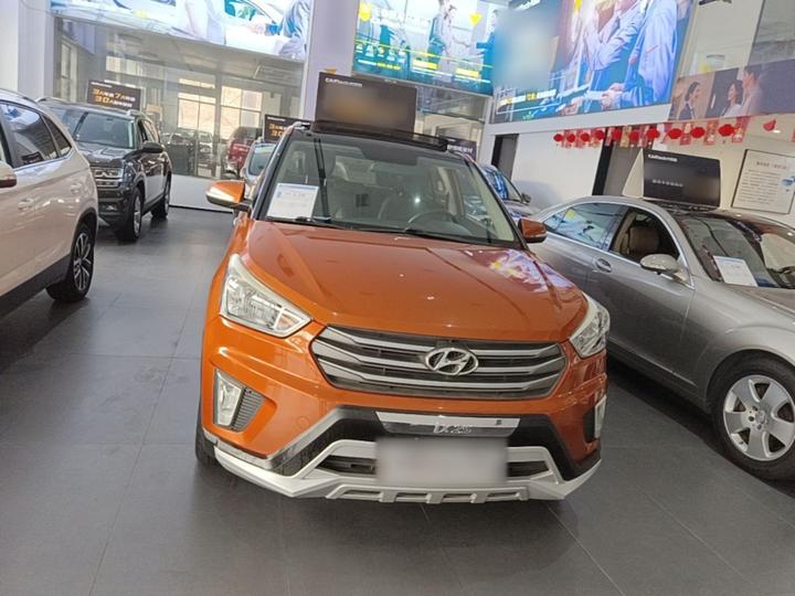 ix25 2015 1.6L AT RWD Smart GLS photo 2
