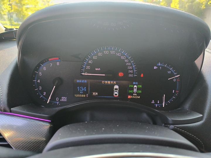 ATS-L 2014 25T Comfort photo 8