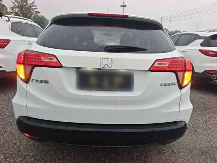Vezel 2017 1.5L CVT RWD Comfort photo 3