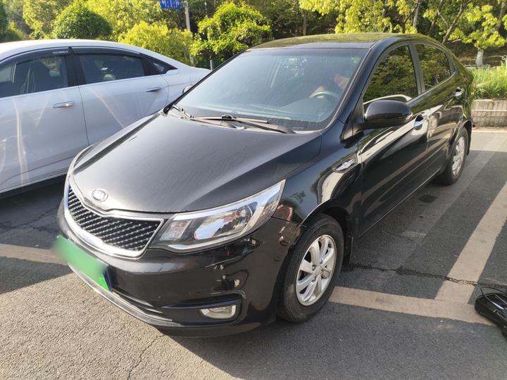K2 2015 Sedan 1.4L AT GLS