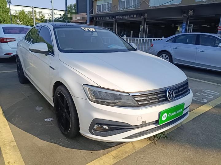 Lamando 2019 230TSI DSG China V photo 3