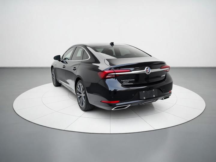 LaCrosse 2022 652T Luxury photo 4