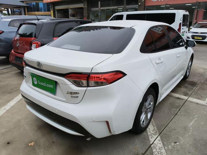 Levin 2022 185T CVT Luxury photo 6