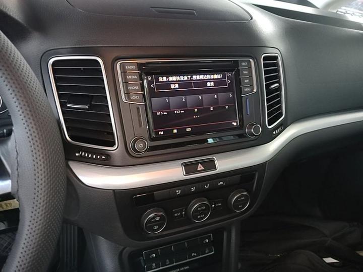 2018 380TSI 7-Seater photo 4