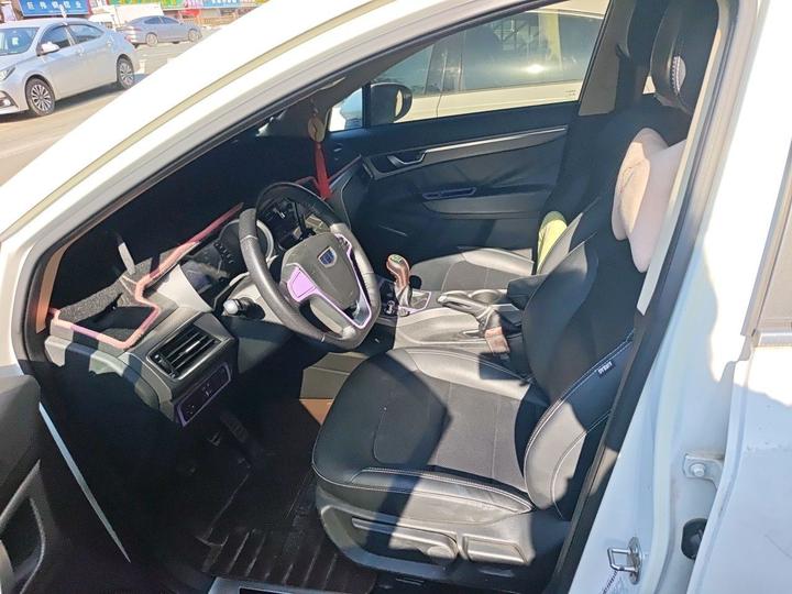 Emgrand GS 2016 Sport 1.3T MT photo 7