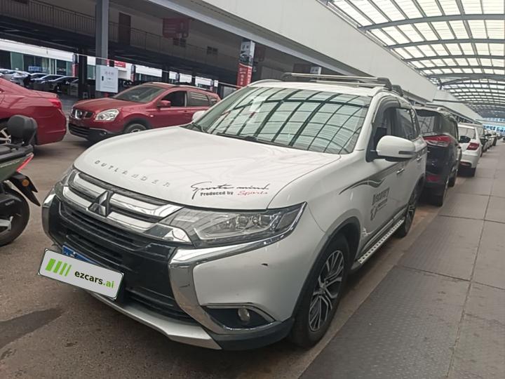 Outlander 2018 2.4L AWD Elite 5-Seater