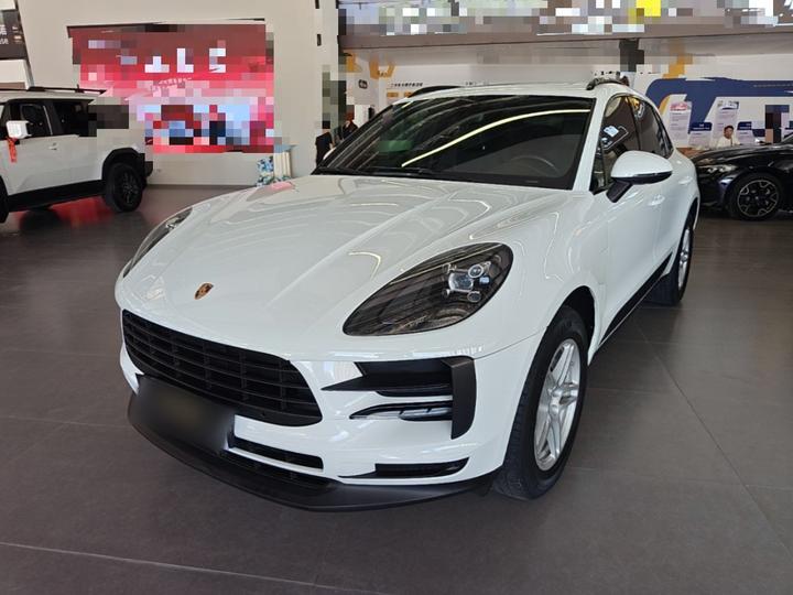 2018 Macan 2.0T