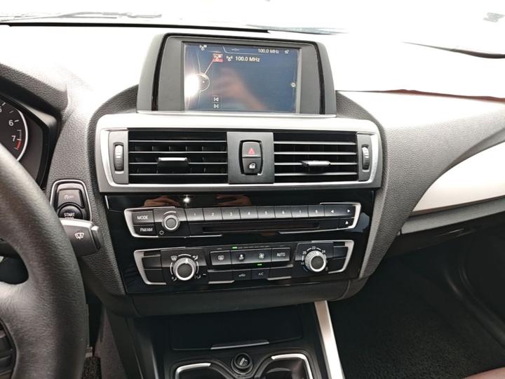 1 Series Imported 2015 118i Leading photo 8
