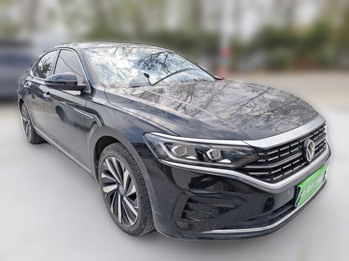 Passat 2023 Facelift 330TSI Luxury photo 3