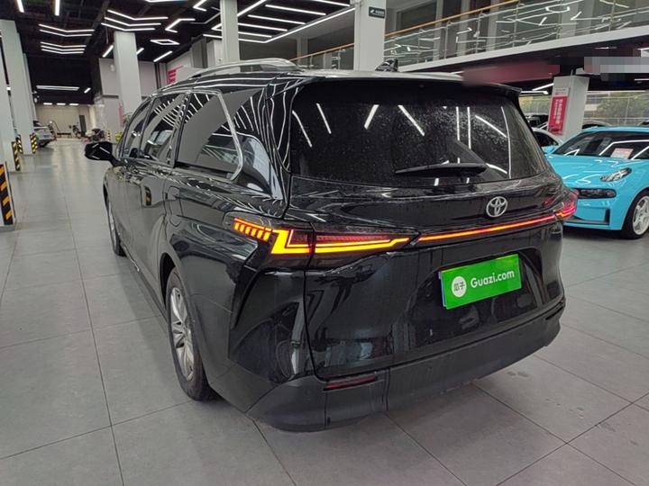 Sienna 2024 2.5L Hybrid Comfort photo 4