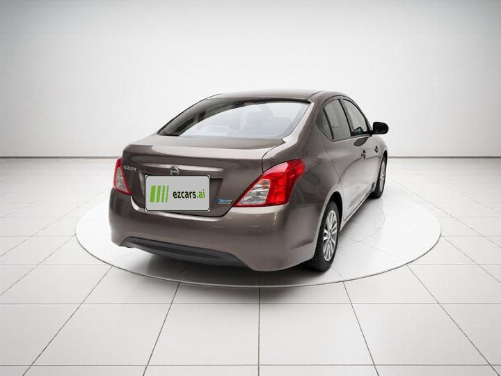 2015 1.5XE CVT Comfort photo 5